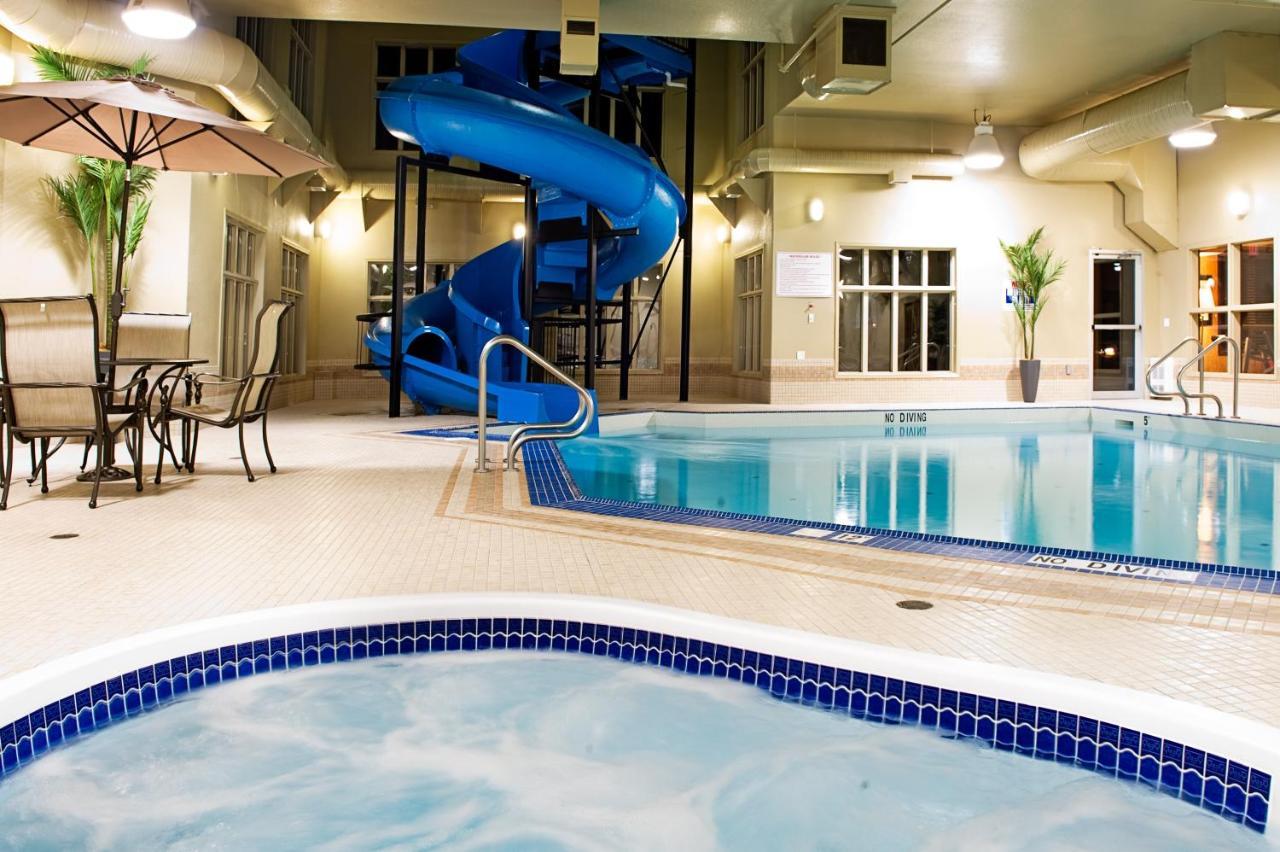 Holiday Inn Express Grande Prairie By Ihg Екстериор снимка