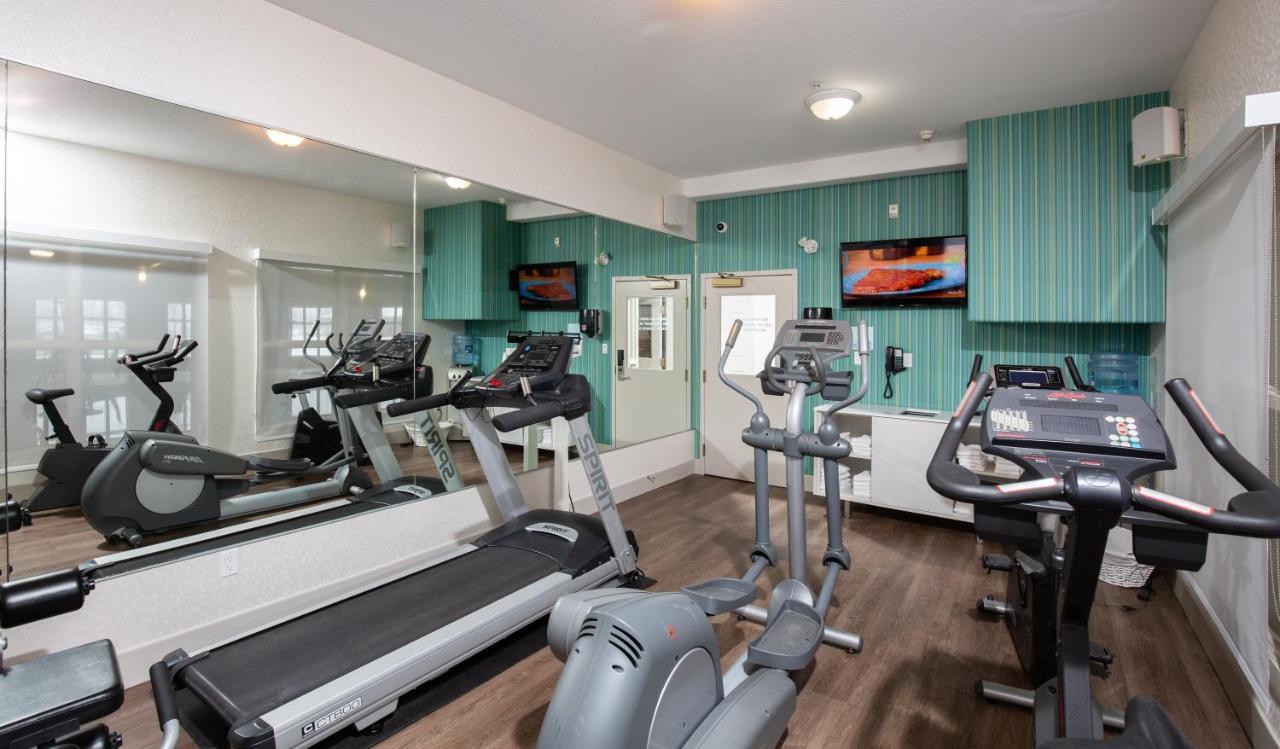 Holiday Inn Express Grande Prairie By Ihg Екстериор снимка