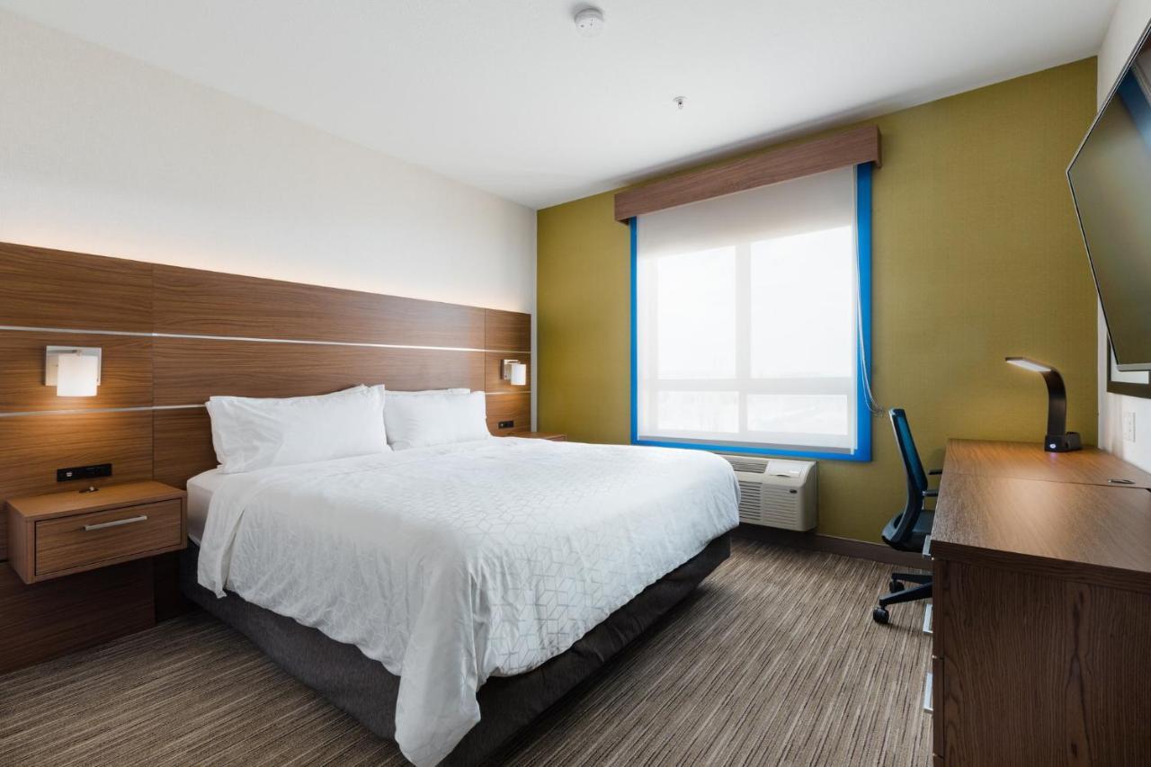 Holiday Inn Express Grande Prairie By Ihg Екстериор снимка
