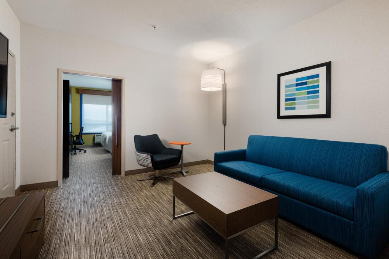 Holiday Inn Express Grande Prairie By Ihg Екстериор снимка