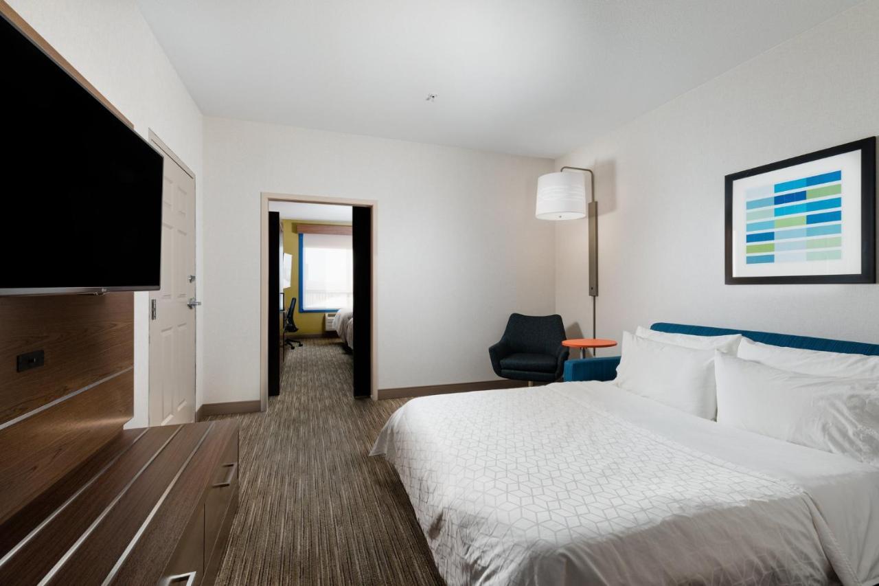 Holiday Inn Express Grande Prairie By Ihg Екстериор снимка