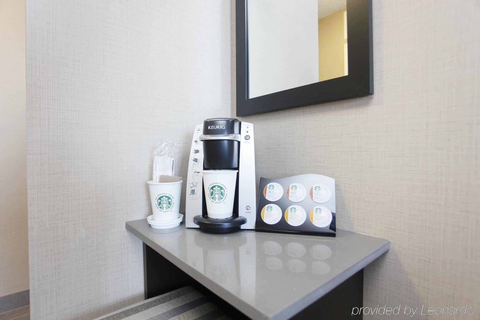 Holiday Inn Express Grande Prairie By Ihg Екстериор снимка